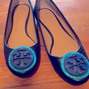 Tory Burch leather flats in duo- tone blue. Size 6.5.